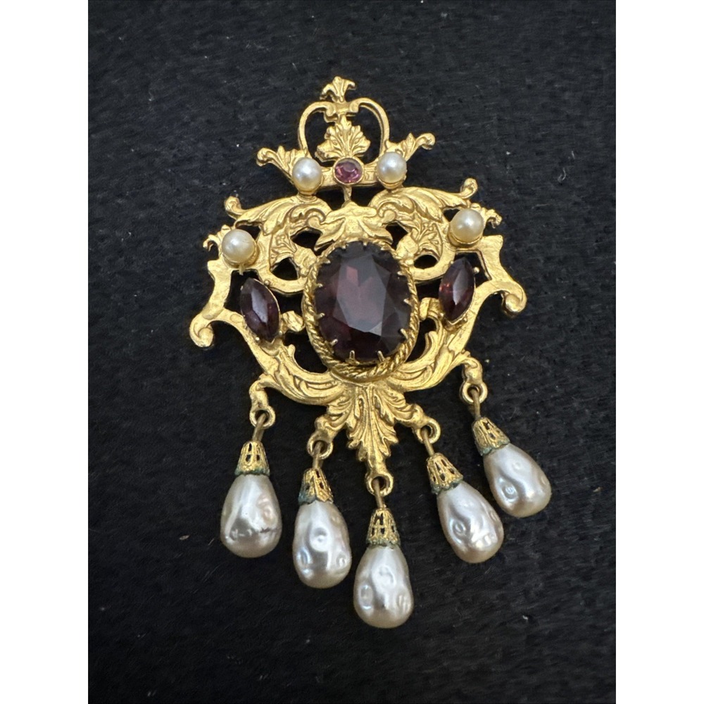 Coro Craft Rare Victorian Revival 1940's Gold Tone Brooch Faux Amethyst Baroque - Picture 1 of 9